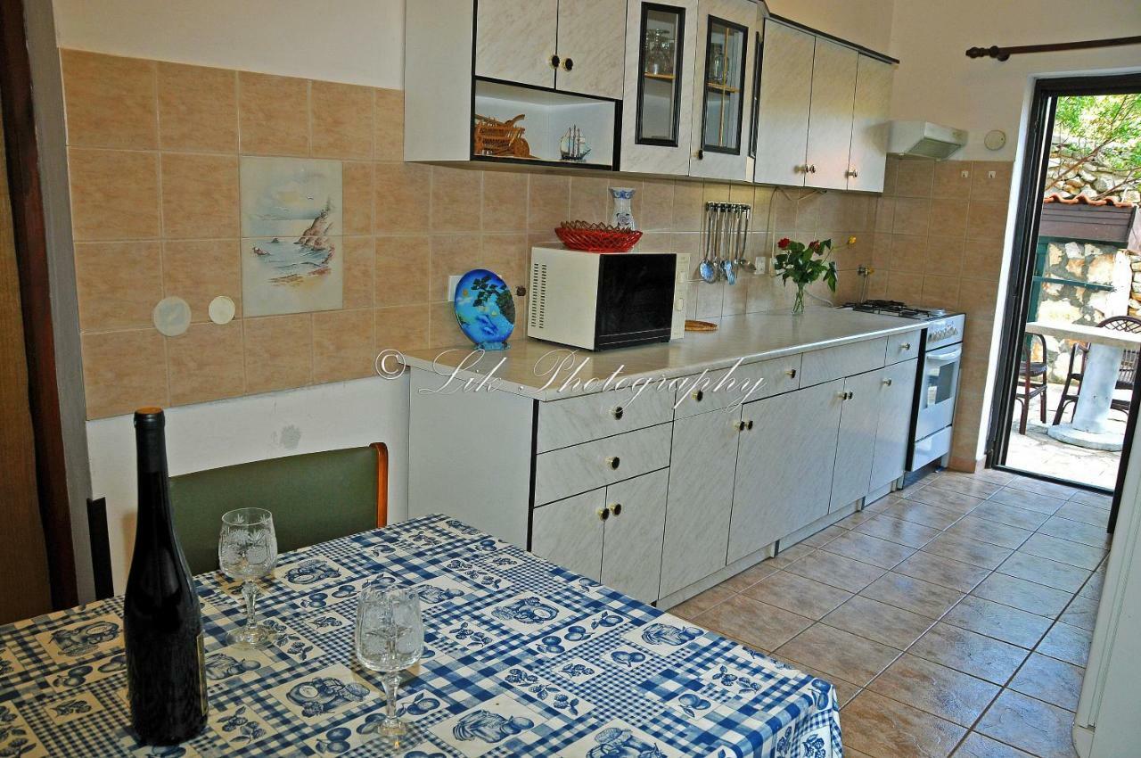 Villa Goga Martinscica (Cres) Quarto foto